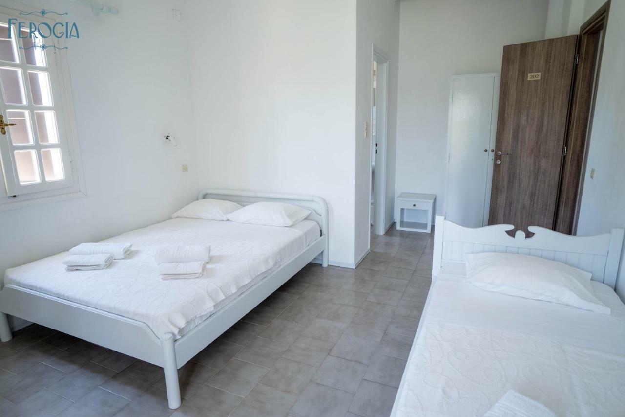 Ferogia Hotel Skyros Ngoại thất bức ảnh